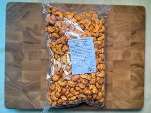 Вобла (18+) с икрой: Кешью 