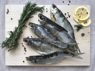 Горбуша балык холодного копчения: Вобла вяленая астраханская крупная