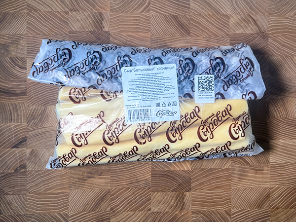 Сыр 1 кг ГОРНЫЙ СЫРОВАР (Балыковый копчёный) в Кемерово